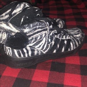 Jeremy Scott zebra print